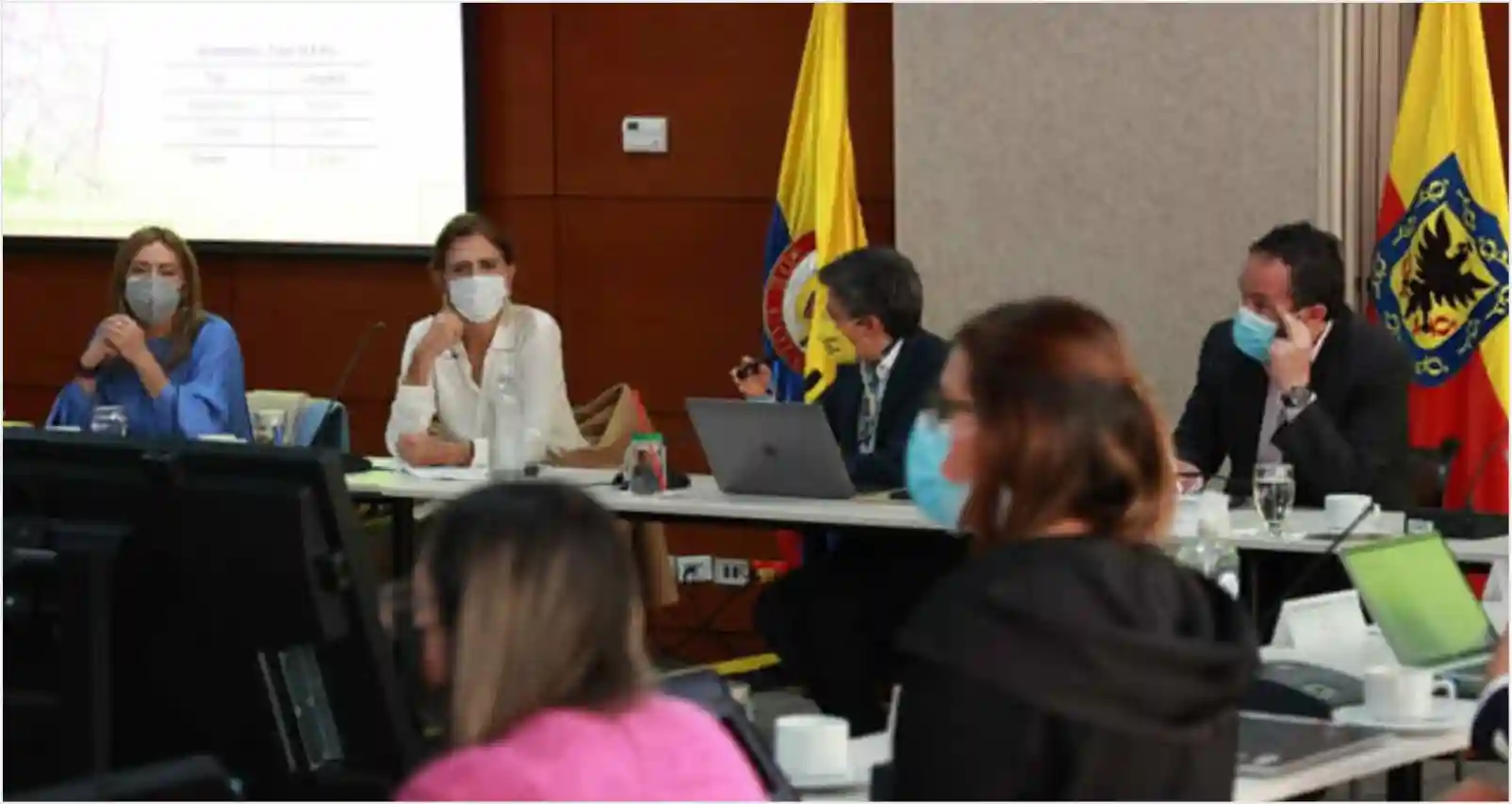 La Ministra de Transporte se reunió con la alcaldesa de Bogotá para presentar avances en MetroBOG